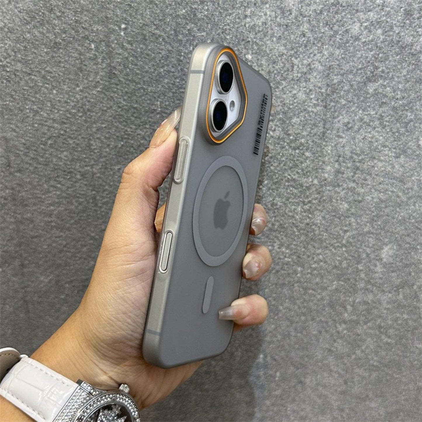 Premium MagSafe Case – Anti-Yellow Protection